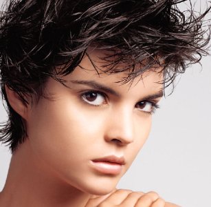 Прически, и цвет волос 2102_hairstyles_women_2008_newwoman_ru_004