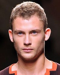 http://www.newwoman.ru/pic32/hair_men_2010_spring_10.jpg