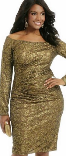 золотое платье с вырзом лодочкой на полной модели
