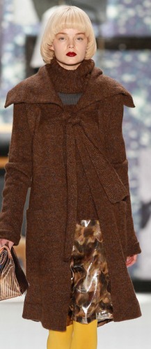 Женское пальто: модные тенденции сезона
