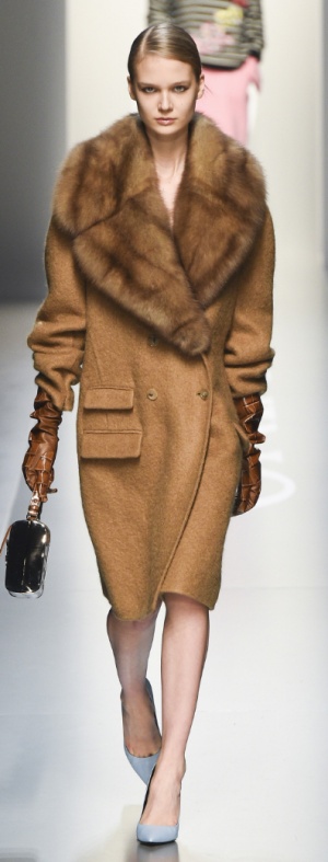 Пальто от Ermanno Scervino