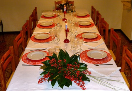 Сервировка праздничного стола 23 февраля
