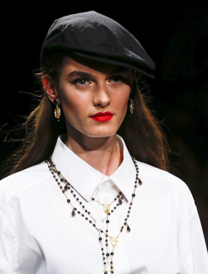 черное женские кепи от Dolce & Gabbana