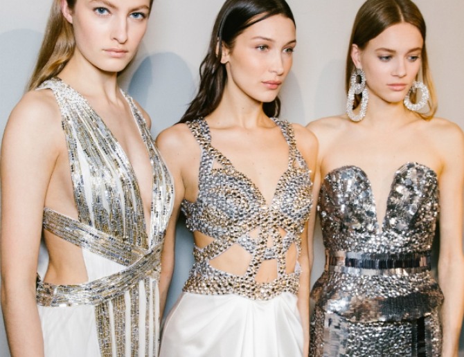 новогодние дизайнерские платья сексуально открытые с дизайнерских показов коллекций на 2020 год