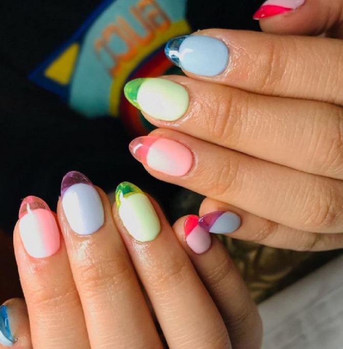 разноцветные летние ногти