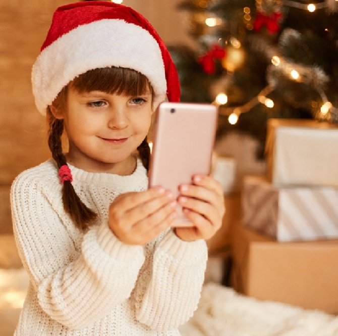 Чем полезным можно занять ребенка в новогодние каникулы