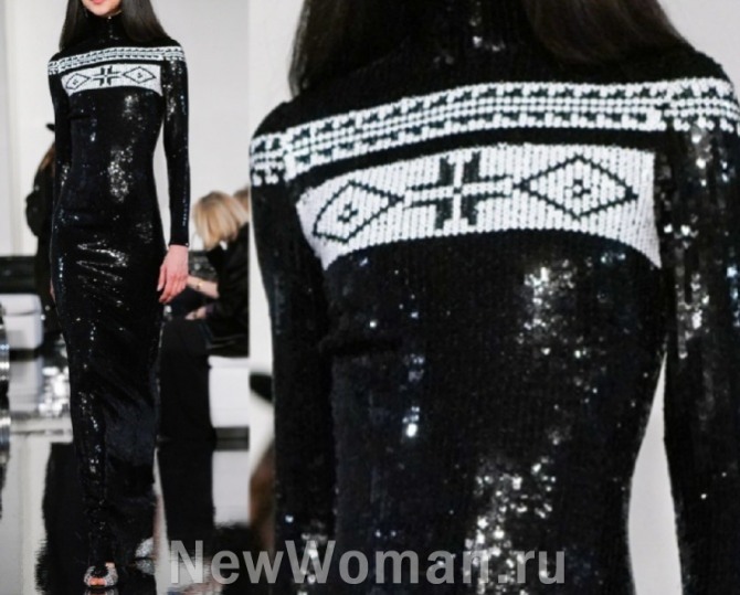 черное блестящее вечернее зимнее платье 2023 - с вышивкой-имитацией вязаного спортивного свитера - модель от Ralph Lauren (Нью-Йоркский показ)