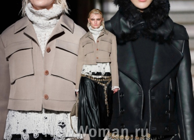 женские куртки в стиле милитари - тренды 2023 года от бренда Altuzarra (Нью-Йоркская неделя моды)