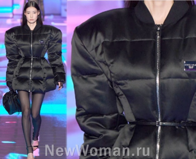 черный тканевый сатиновый женский пуховик 2023 года от модного дома Dolce & Gabbana (Миланская неделя моды)