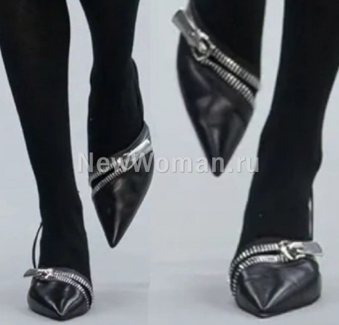 черные туфли-лодочки с острым мысом и молниями в качестве декора