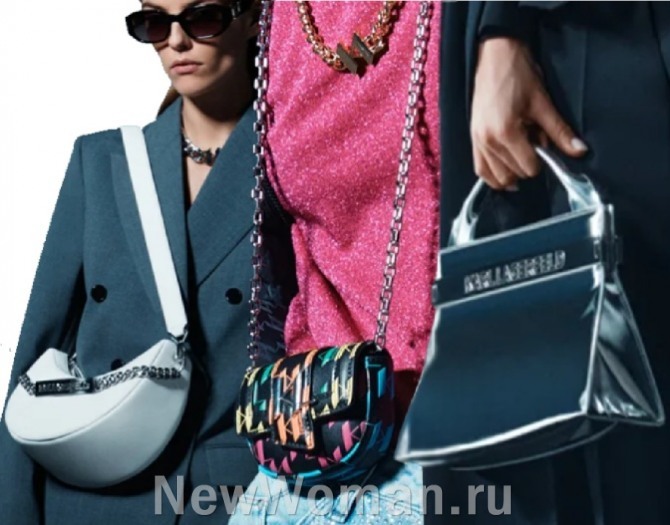 женские люксовые сумки фото подиум осень-зима 2023 Karl Lagerfeld RTW Fall 2022
