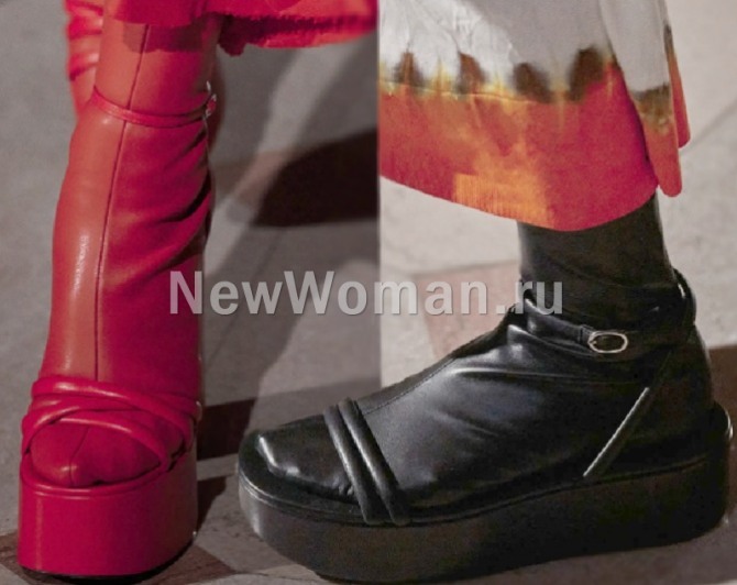 гибридная женская обувь 2023 года: сапоги-чулки плюс босоножки на платформе