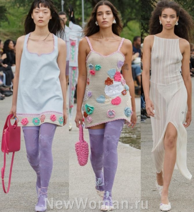 "детские" летние короткие платья для девушек с аппликациями из объемных цветных бутонов - фото от бренда Marco Rambaldi SPRING 2023 READY-TO-WEAR, Миланская Неделя моды