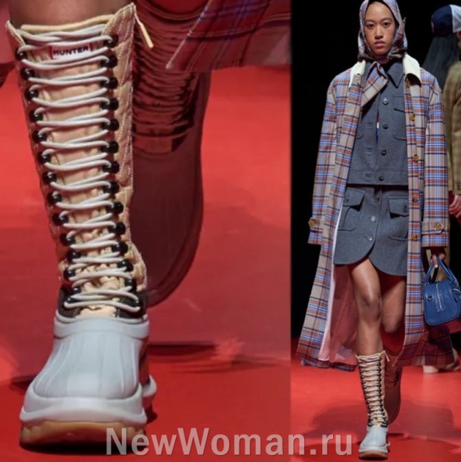 новые тренды в моде на женские сапоги сезона осень-Зима 2024 года - сапоги-кроссовки с тканевым высоким голенищем и шнуровкой