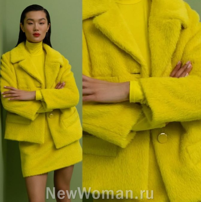 уличная мода 2024 года - плюшевый костюм желтого цвета с юбкой