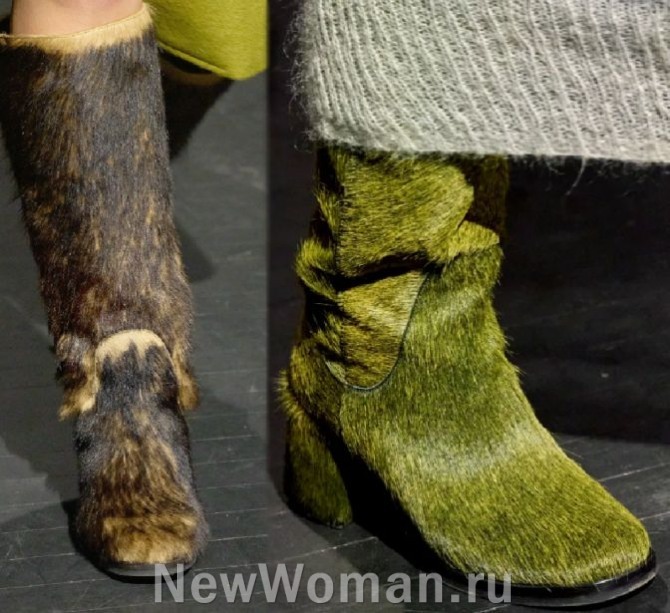 женские унты на каблуках с модных показов 2024 года, зимние женские сапоги из меха оленя
