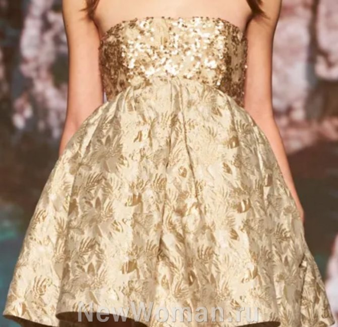 летнее платье мини-крини 2024 года золотого цвета, с отрезной пышной юбкой