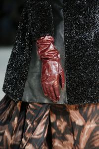 Перчатки из кожи в гармошку - бордового цвета