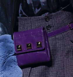 Поясная сумка на ремне с пряжкой от Marc Jacobs