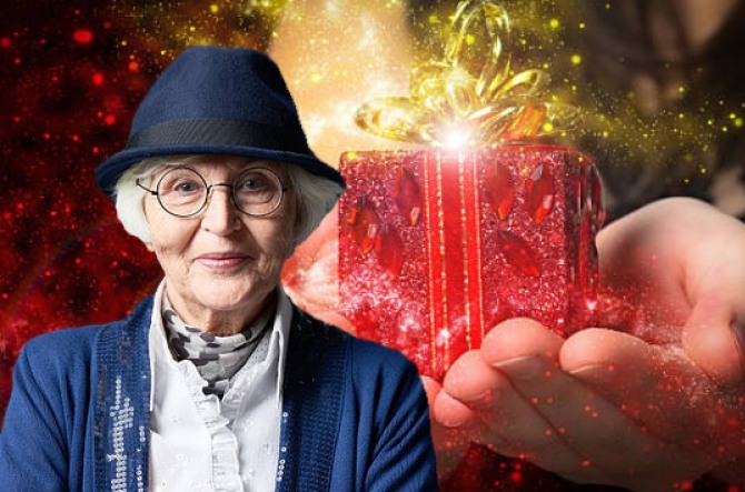 Идеи новогодних подарков для бабушки. Что подарить бабушке на Новый год?