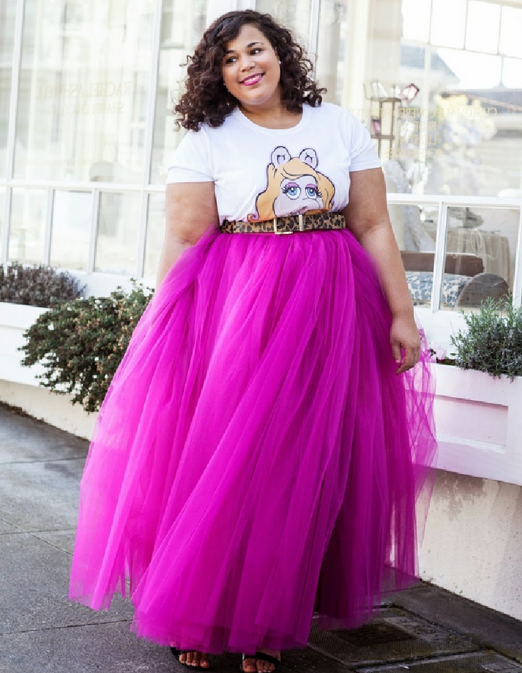 Фото полных девушек в красивых юбках - мода весна-лето 2018