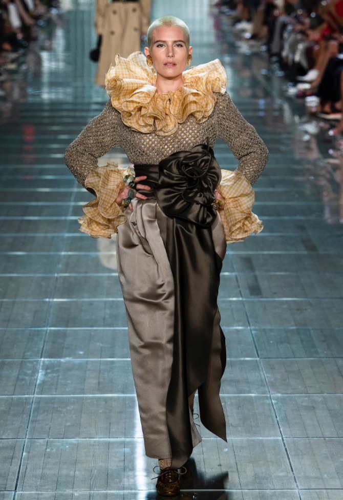 юбка с огромным бантом на поясе от Marc Jacobs