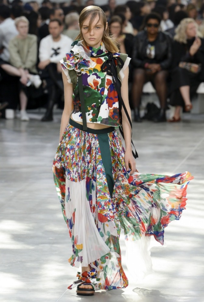 летящая легкая летняя юбка в цыганском стиле с цветочным принтом