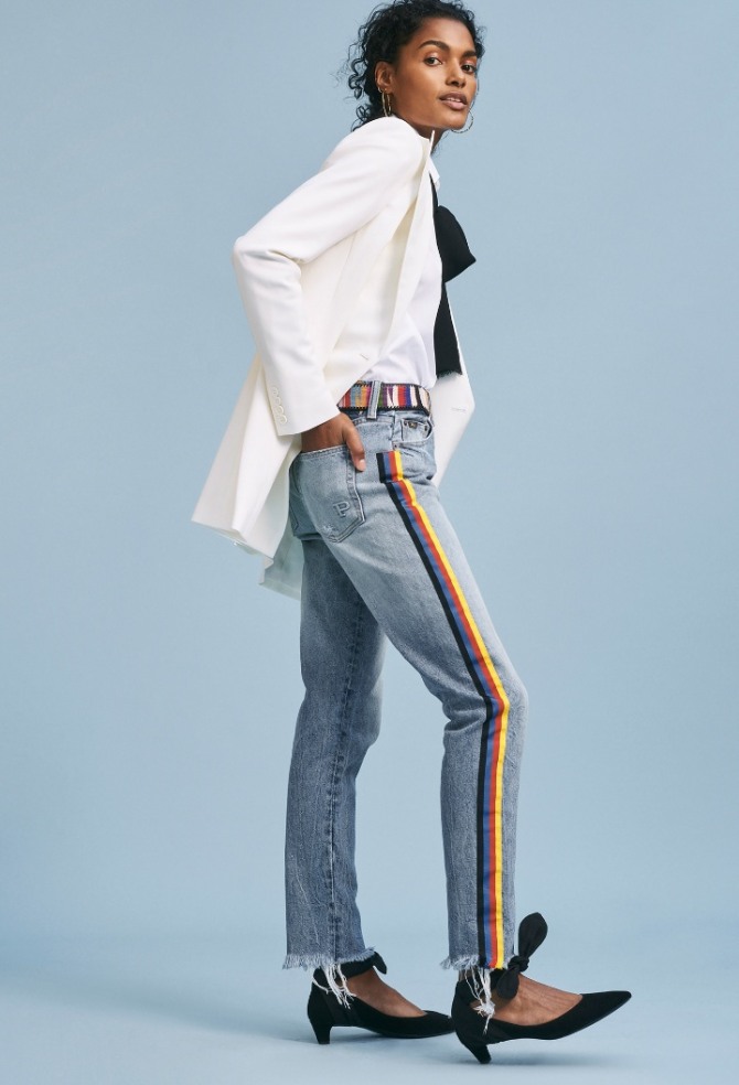 женские модные брюки 2019 из денима с лампасами, бахромой и ярким цветным поясом в комплекте с белым пиджаком
