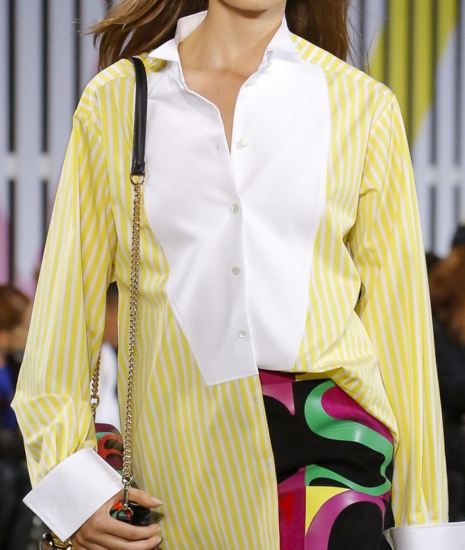 двухцветная летняя блуза-рубашка светло-желтого цвета с белыми вставками и белыми манжетами