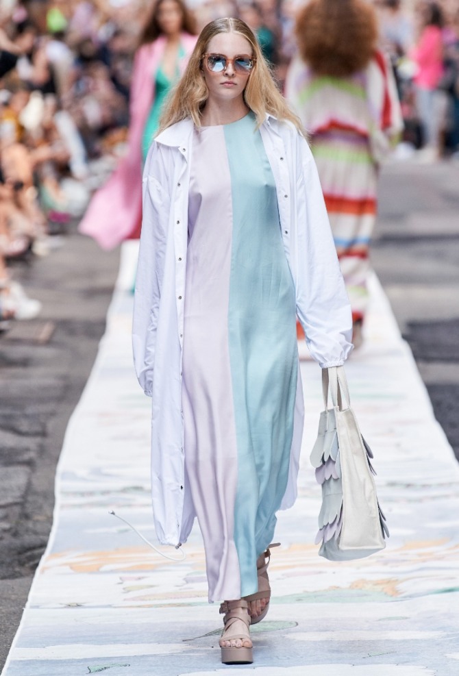 летний белый плащ 2020 миди с двухцветным длинным летним платьем цвета пастилыплатьем