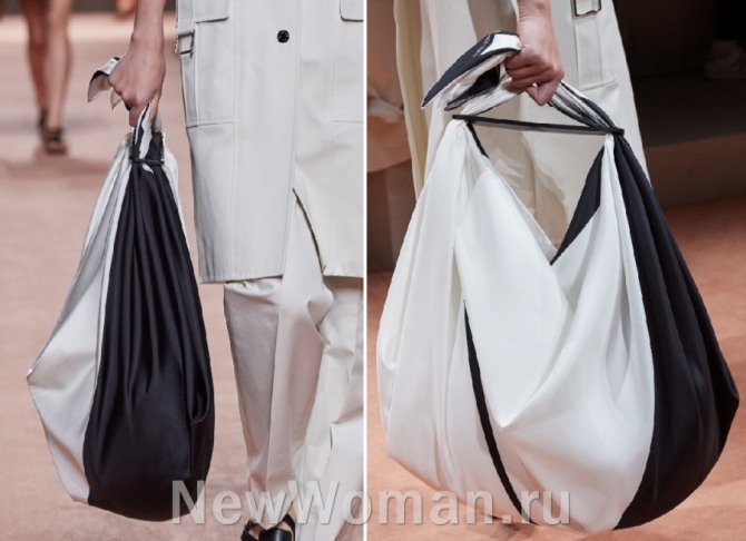 большие мягкие сумки из черного и белого текстиля от модного дома Hermès - тренды сумочной женской моды весна-лето 2020