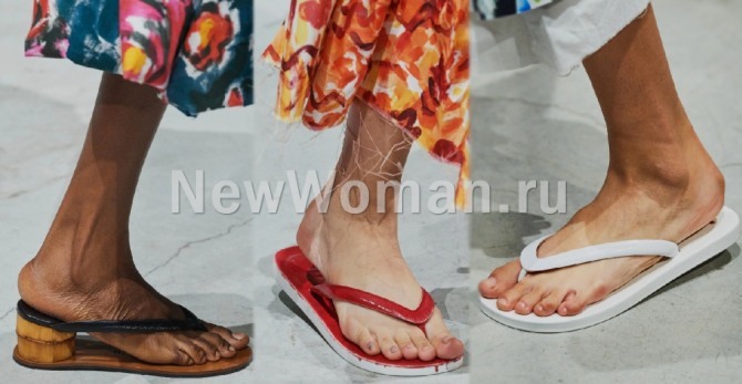 модная дамская обувь 2020 года на летний сезон от бренда Marni - вьетнамки на каблуке и плоской подошве
