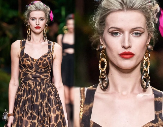 элитные женские украшения весна-лето 2020 года - деревянные серьги от Dolce & Gabbana из четырех вертикально соединенных звеньев колец, декорированных стразами