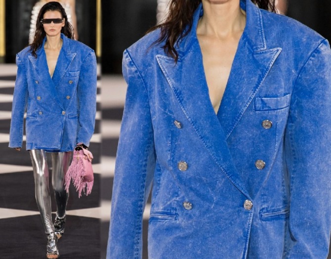 главные тренды женских курток по итогам модных показов весна-лето 2020 - голубая кожаная куртка-пиджак с широкими мужскими плечами от Balmain