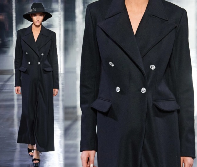 длинное черное двубортное пальто прямого силуэта с накладными большими карманами,подплечниками и контрастными белыми пуговицами - фото из кутюрной коллекции Azzaro