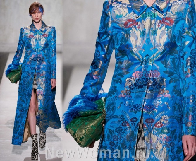 шикарное длинное весеннее пальто 2020 года ярко-голубого цвета с цветочным принтом с подиума от бренда Dries Van Noten