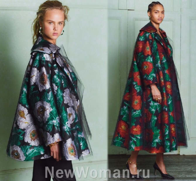 Oscar de la Renta - модели женских пальто люкс весна 2020 с крупным цветочным принтом, фасон в форме трапеции