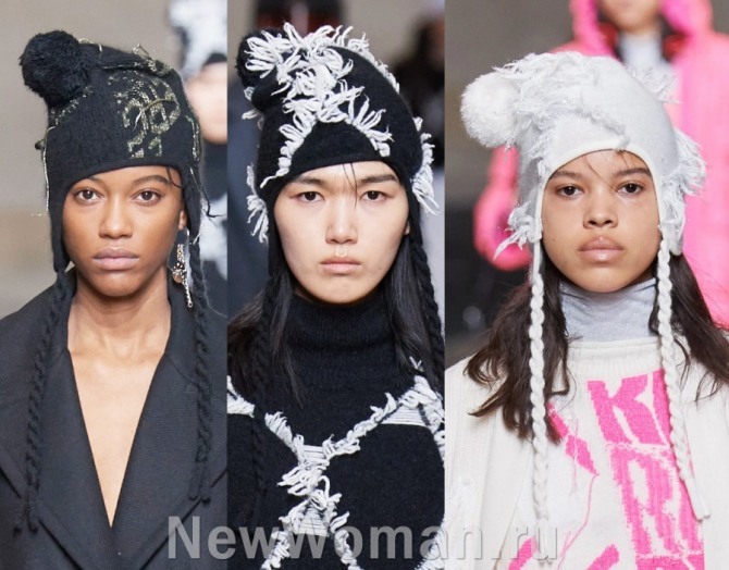 главные тенденции и фото модных головных уборов для девушек на сезон осень-зима 2020-2021 - вязаные и тканевые шлемы с помпоном
