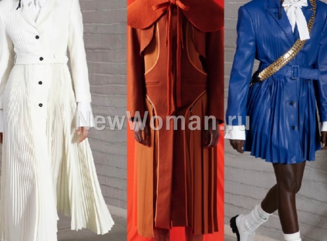 плащи для женщин тенденции 2022 года - модели модных плащей с плиссировкой на юбке