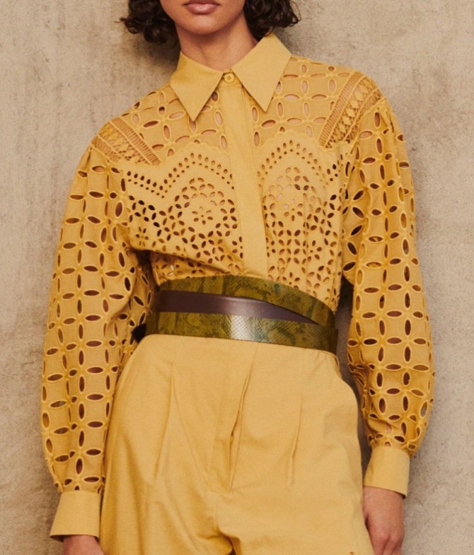 блузка-рубашка из кружевного полотна цвета яичного желтка