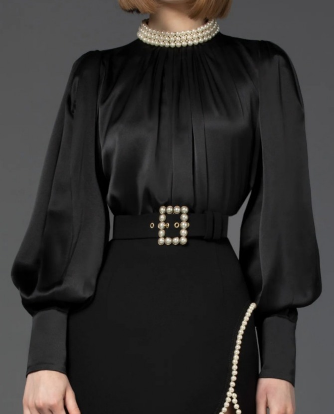 черная шелковая блузка с бисером