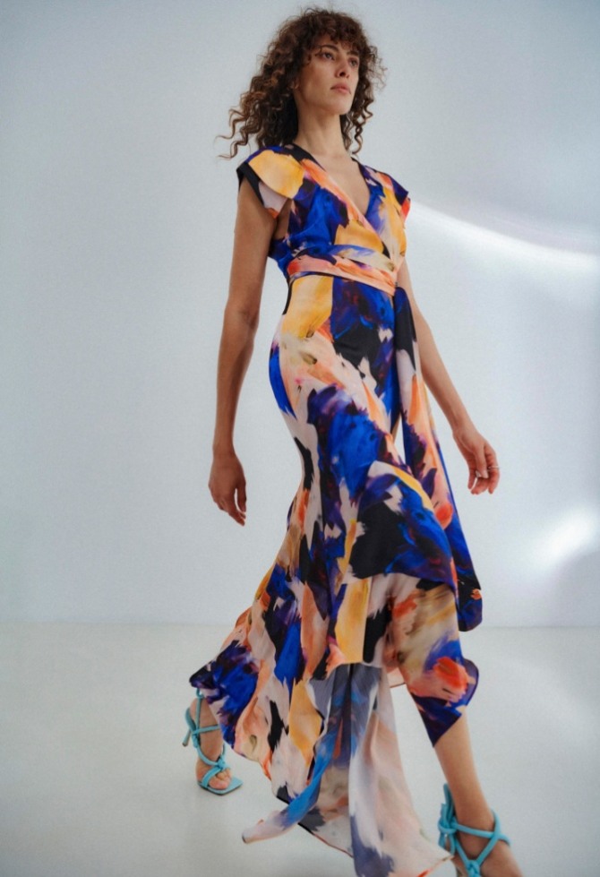 красивое летнее платье от бренда Galvan - Неделя моды Нью-Йорк базовый гардероб женщины сезон Весна-Лето