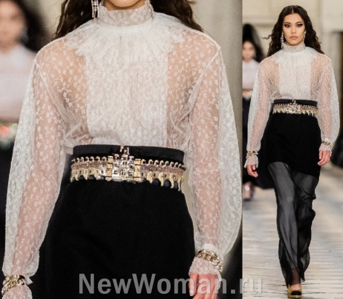 тренды вечерних блузок 2022 года - модель нарядной прозрачной блузки из тюля от Chanel - с воротником-стойкой, воланами на рукавах в районе запястий, с воланом-воротником в виде пелерины