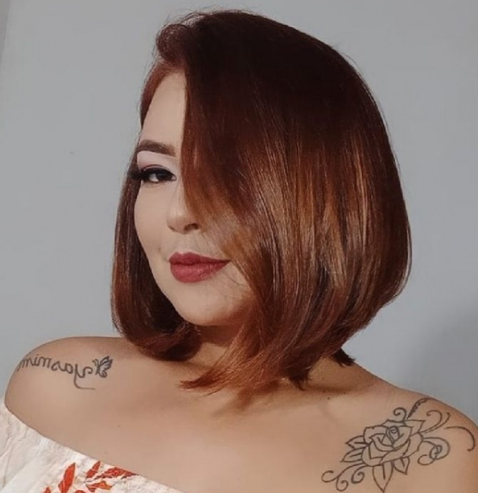 стрижка каре с удлинением на коричневых волосах с завивкой - работы стилистов парикмахеров из салонов красоты июль 2021 года