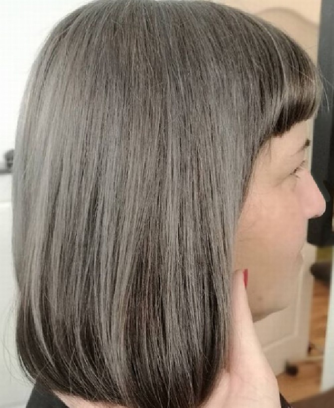 каре до плеч на натуральных темных волосах - фото из парикмахерской