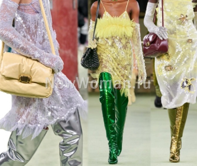 женские вечерние ботфорты из металлизированного материала - серебро, ядовито-зеленый, золотой - тренды 2023 года от Bottega Veneta (Миланская неделя моды)