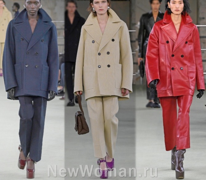 главные тенденции в моде на женское пальто 2023 года - пальто-бушлат в стиле милитари от модного итальянского дома Bottega Veneta (Миланская неделя моды)