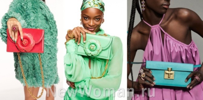 модели модных небольших цветных дамских сумок из искусственной кожи - коллекция 2023 года Oscar de la Renta (нью-йоркская неделя моды)