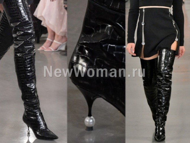черные кожаные сапоги-ботфорты для женщин 2023 года на шпильке, декорированной большой белой бусиной.
