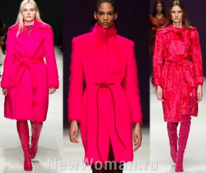 фото моделей модный стильных женских зимних меховых пальто из коротковорсового искусственного меха красного цвета - тренды из Италии на 2023 год